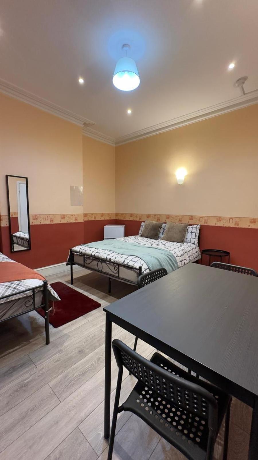 25 Minutes To Central London Rooms 35 Esterno foto