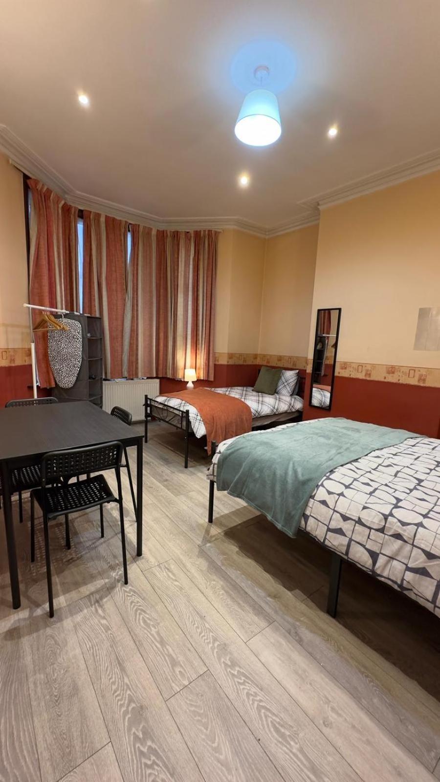 25 Minutes To Central London Rooms 35 Esterno foto